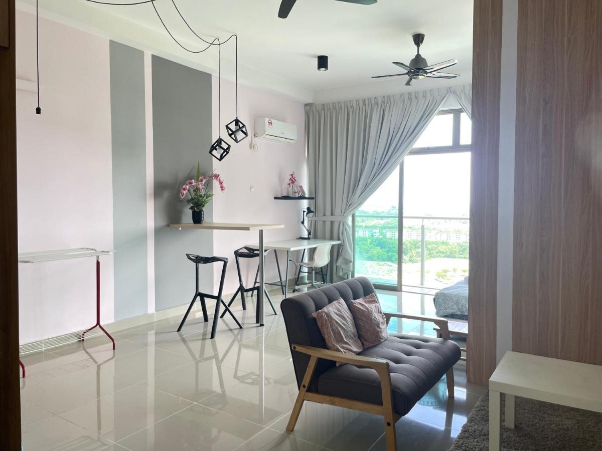 Palazio Serviced Apartment In Mount Austin Near Aeon Ikea Toppen Hsi Johor Bahru Exterior foto