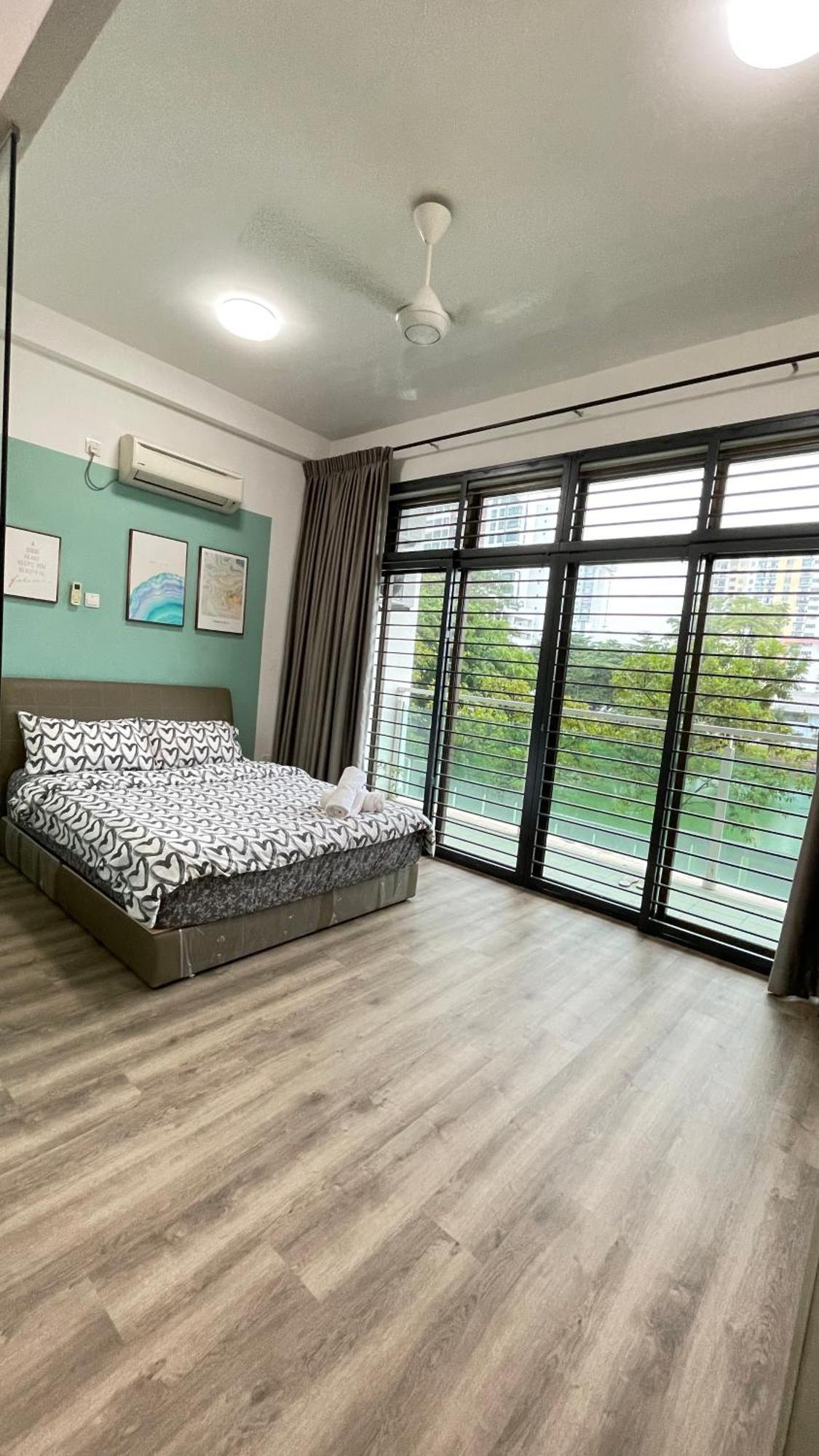 Palazio Serviced Apartment In Mount Austin Near Aeon Ikea Toppen Hsi Johor Bahru Exterior foto